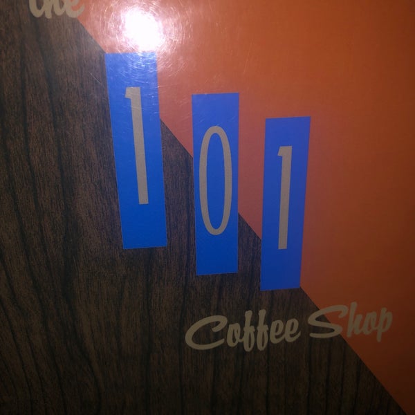 Foto scattata a The 101 Coffee Shop da Jose il 12/26/2018