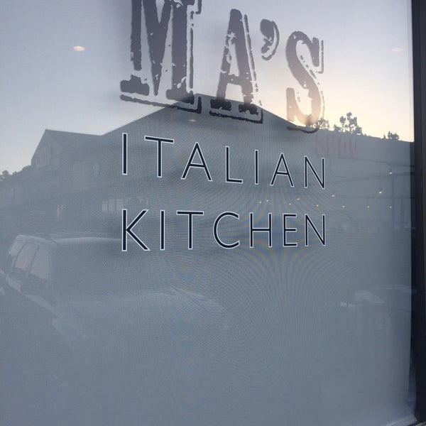 Foto tirada no(a) Ma&#39;s Italian Kitchen por Jose em 6/23/2017