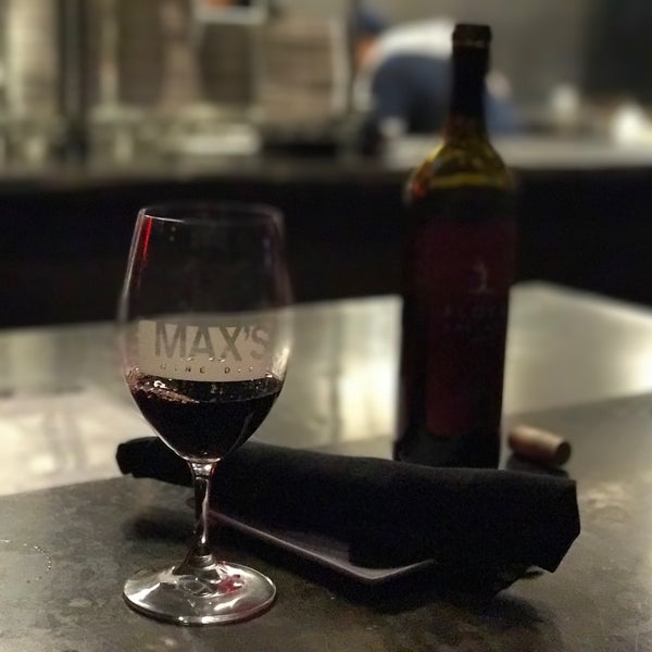 Photo taken at MAX&#39;s Wine Dive Dallas by Kory on 1/8/2017