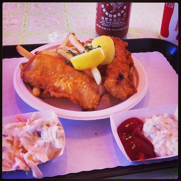 Photo taken at Fish &amp; Chips of Sausalito by Kornd2b on 4/10/2013