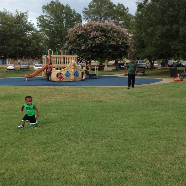 Compton Park 2 tips from 88 visitors