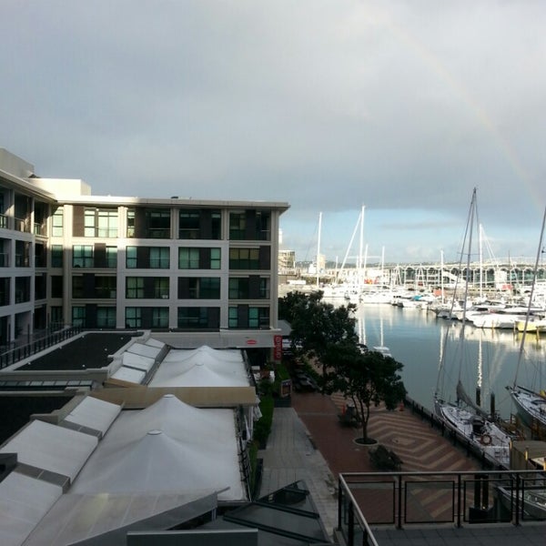 Foto diambil di The Sebel Auckland Viaduct Harbour oleh Andy S. pada 11/1/2013