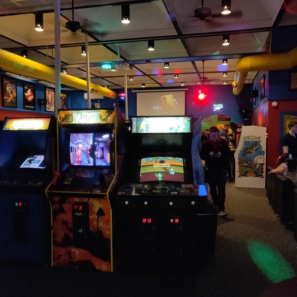 3/9/2019 tarihinde Adam R.ziyaretçi tarafından Yestercades Arcade'de çekilen fotoğraf