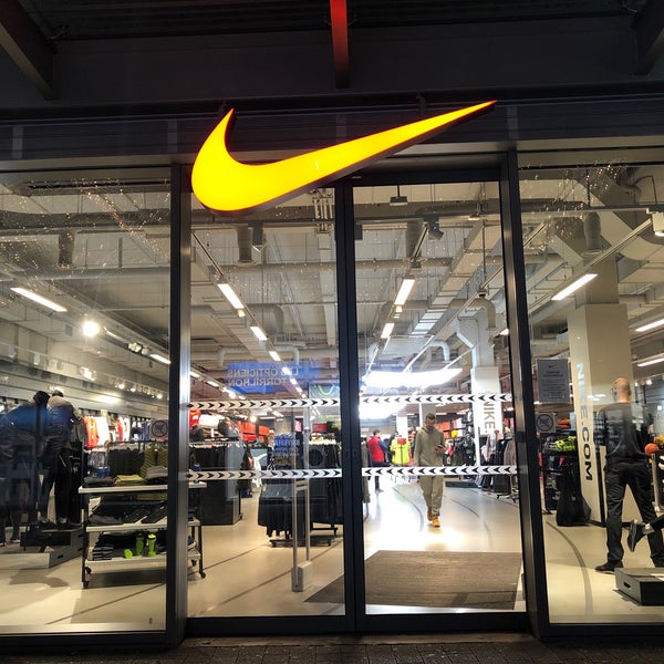 Nike Factory Store - Vaulx-en-Velin, Auvergne-Rhône-Alpes