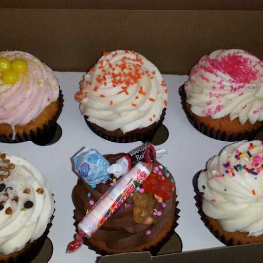 Ooh La La The Dessert Boutique Cupcake Shop in Katy