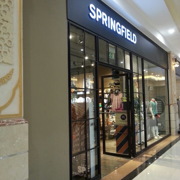 Springfield, Al Khor Mall, springfield, Магазин мужской одежды.