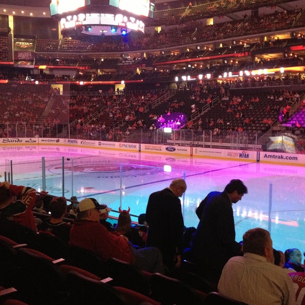 What are the best seats for a hockey game at the Prudential Center