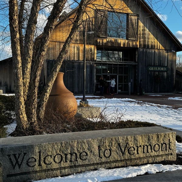 Foto diambil di Vermont Welcome Center oleh Tom 😎 C. pada 2/16/2024