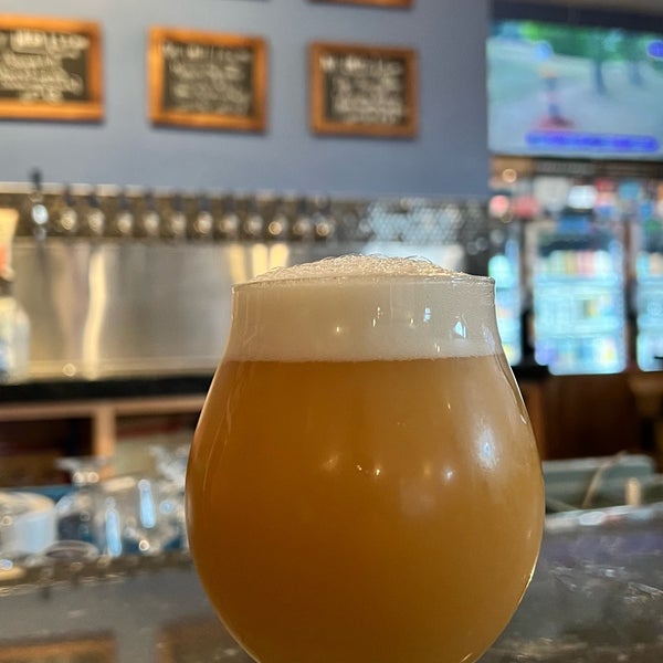 Climbing Wolf Brewery In Dobbs Ferry