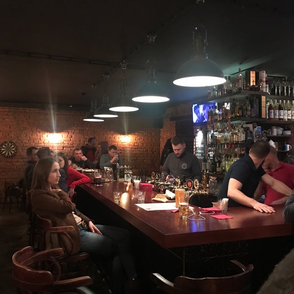 Photo taken at The Wall Bar by Олег on 2/1/2019