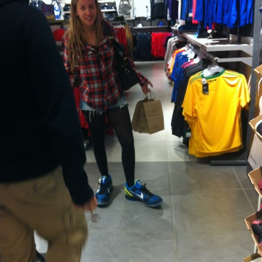 nike mcarthurglen athens