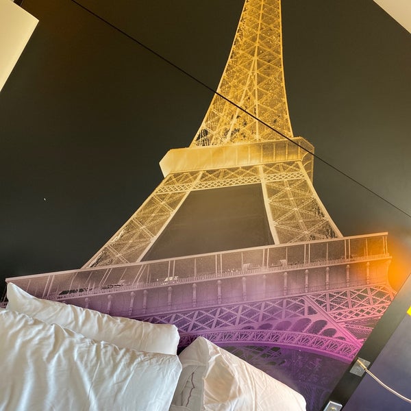 Photo taken at Hôtel Mercure Paris Centre Tour Eiffel by Skot B. on 9/24/2021