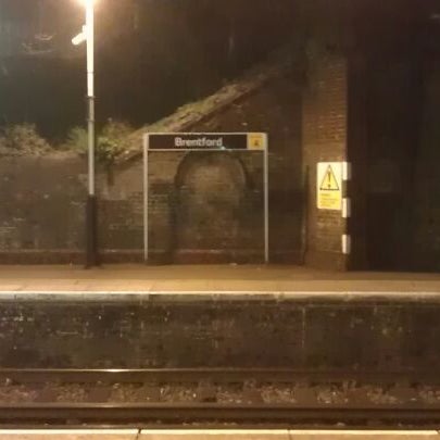 Brentford Railway Station (BFD) - Brentford - Brentford ...