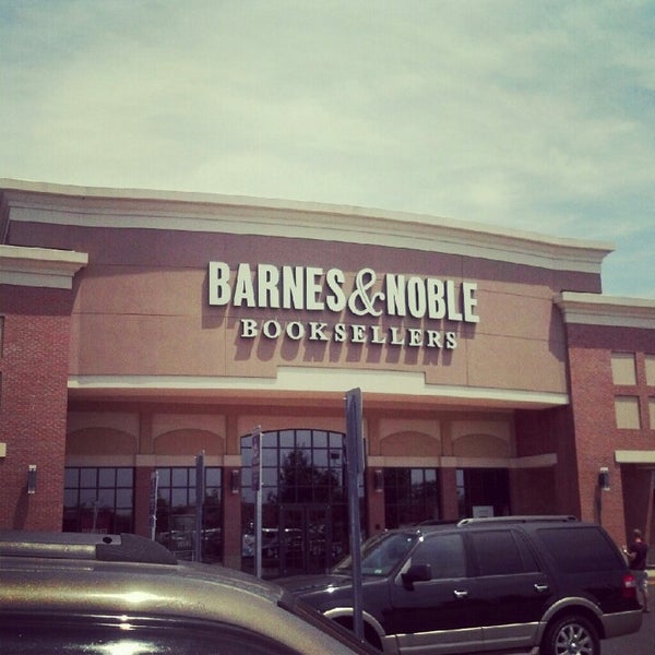 Barnes Noble Bookstore In Milford