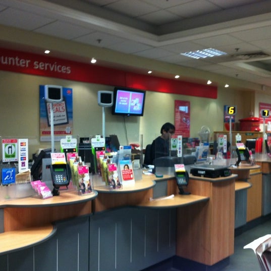 Почта россии внутри. Почта тц. Торговые центры рбк. Отделение почты. Почта здание.