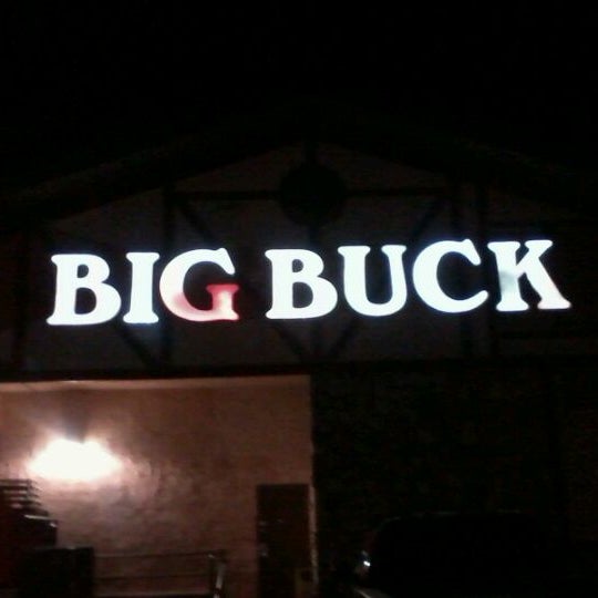 Photo taken at Big Buck Brewery &amp; Steakhouse by Hunter W. on 3/14/2012