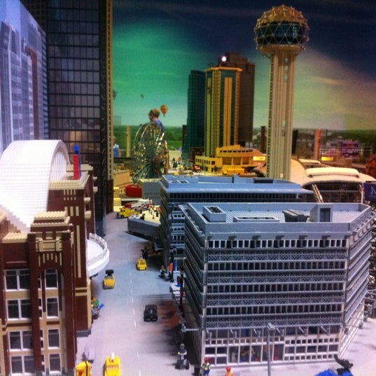 Foto tomada en LEGOLAND Discovery Center Dallas/Ft Worth  por Alexi K. el 5/30/2012