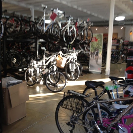 Photo taken at Cognition Cyclery - Mountain View by Gregory K. on 10/27/2011