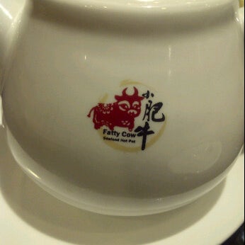 11/20/2011에 April S.님이 Fatty Cow Seafood Hot Pot 小肥牛火鍋專門店에서 찍은 사진