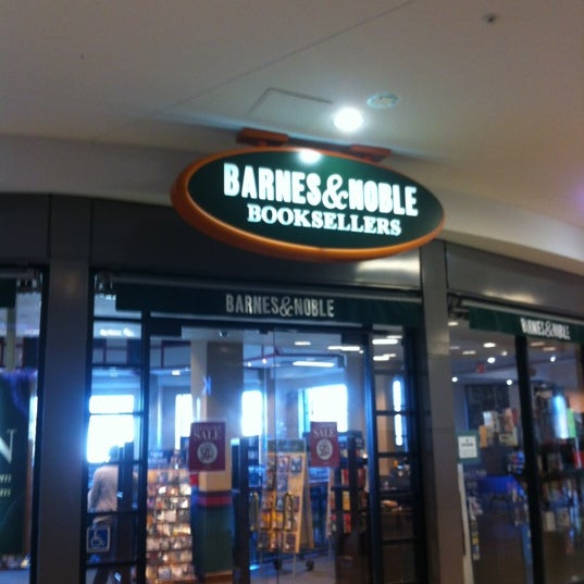 Barnes Noble Now Closed Bookstore In Westside