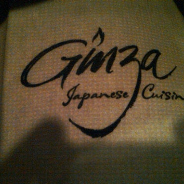 Foto tomada en Ginza Japanese Cuisine &amp; Hibachi  por Chris B. el 2/28/2011