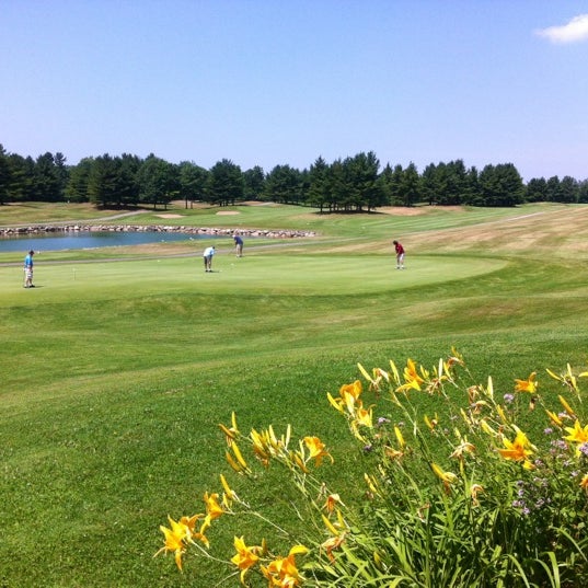 Golf Courses in Hamilton, Ontario Golf Courses in Hamilton, Ontario