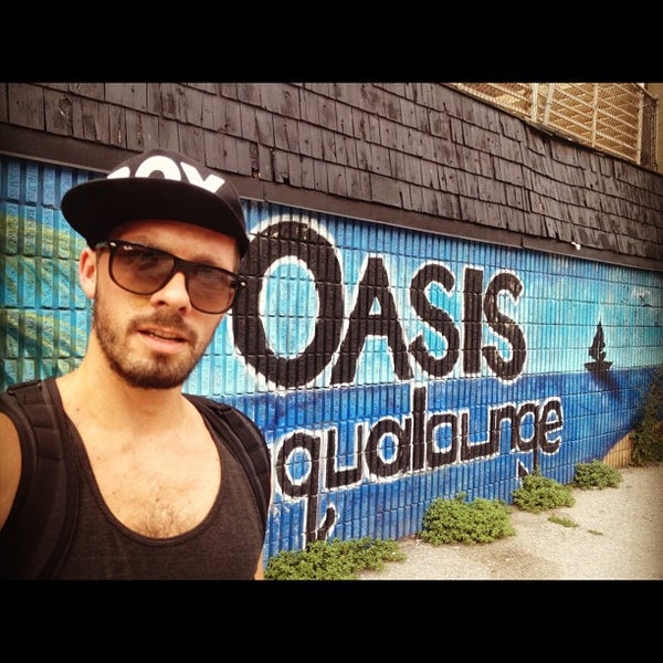 Foto diambil di Oasis Aqua Lounge oleh Alexandre F. pada 7/17/2012.