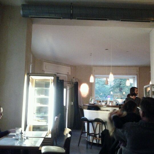Photo taken at Café Liebling by Konrad on 10/23/2011