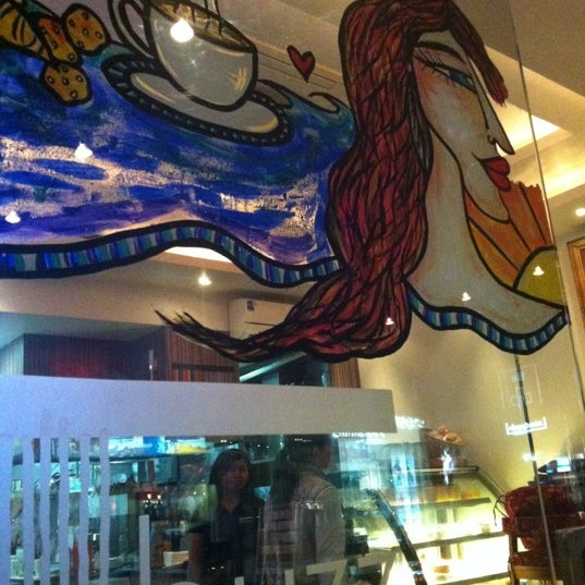 8/15/2012 tarihinde Chiaki N.ziyaretçi tarafından Buzz Cafe'de çekilen fotoğraf