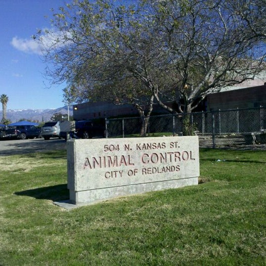 Redlands Animal Shelter Pet Supplies Store in West Redlands