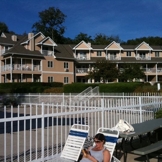 Photos At Westwood Shores Waterfront Resort Resort In Sturgeon Bay