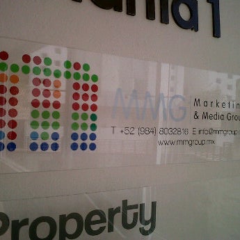 รูปภาพถ่ายที่ MMG | Marketing &amp; Media Group โดย Raúl R. เมื่อ 5/22/2012