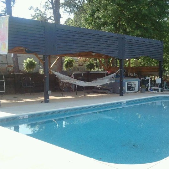 Отель фламинго в адлере с подогреваемым бассейном. Розовый фламинго бассейн обои. Веб камера бассейн фламинго. Адлер фламинго веб камера бассейн. Море фламинго адлер веб.