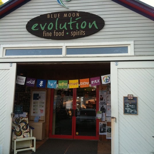 Photo taken at Blue Moon Evolution by David S. on 7/11/2012