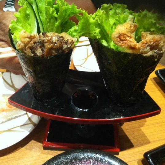 Foto diambil di Ramen-Ten | Shin Tokyo Sushi™ oleh Nurayuni S. pada 5/17/2012