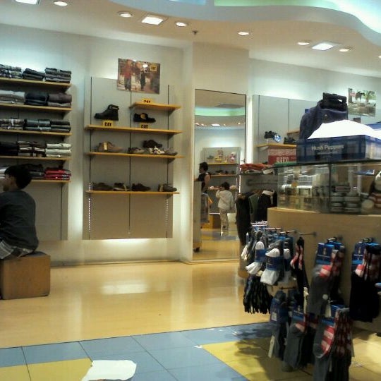 hush puppies outlet near me
