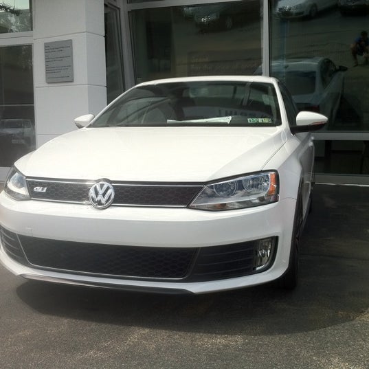 Three Rivers Volkswagen Car Dealership