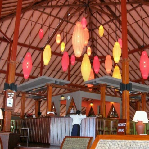 Das Foto wurde bei Adaaran Select Meedhupparu Island Resort von Сергей У. am 1/12/2012 aufgenommen