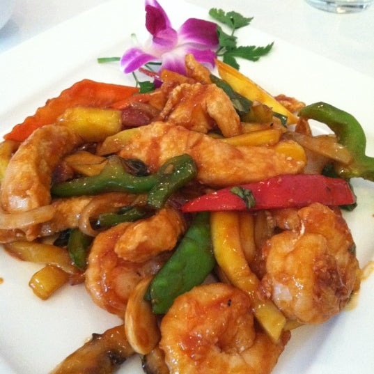 Jasmine Asian Bistro Asian Restaurant in Canton