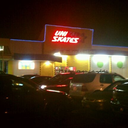 Photo taken at United Skates Of America by James H. on 11/26/2011