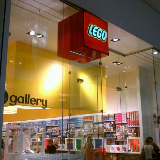 The LEGO Store (Now Closed) - Toy 