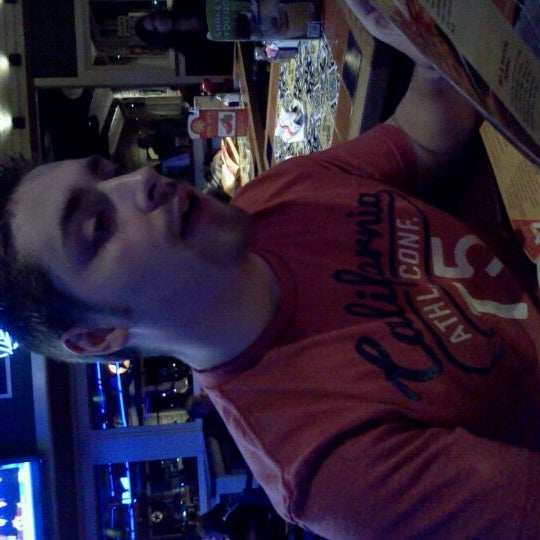 Photo taken at Chili&#39;s Grill &amp; Bar by Sarah L. on 12/9/2011