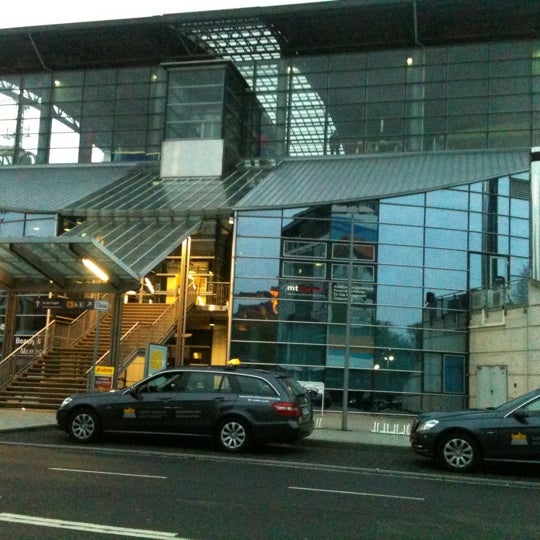 Photo taken at Bahnhof Montabaur by Joachim M. on 4/3/2011