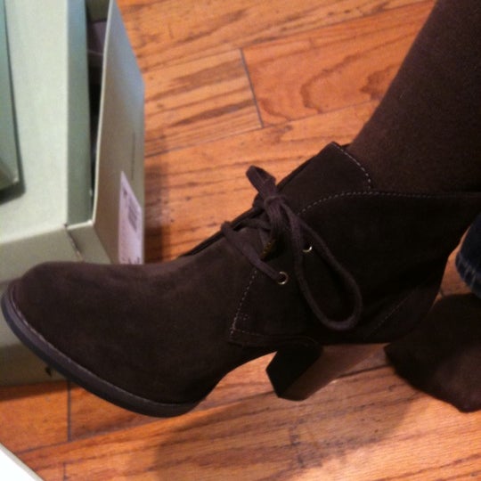 clarks shoes massachusetts