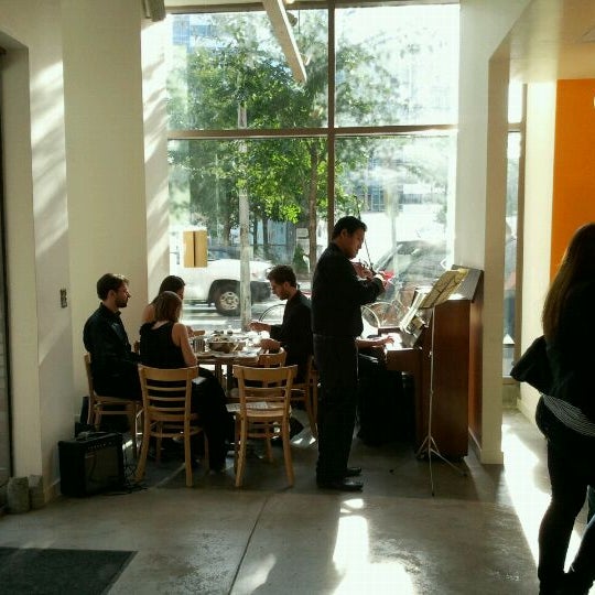 Photo taken at Voltage Coffee &amp; Art by Jay N. on 10/6/2011