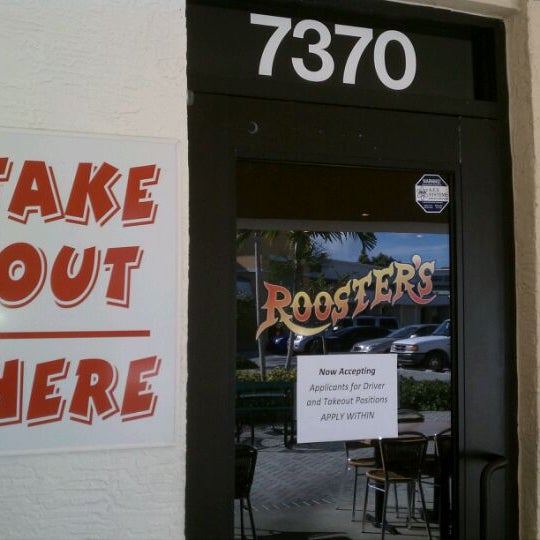 Foto tomada en Rooster&#39;s Restaurant  por Chris S. el 10/12/2011