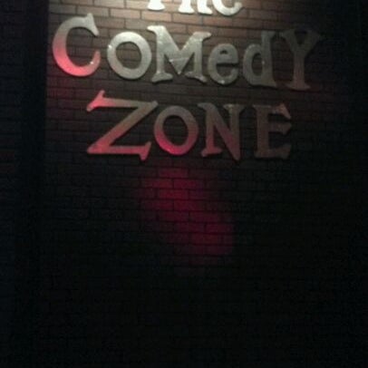 Photo taken at Comedy Zone by Elijah H. on 5/26/2012