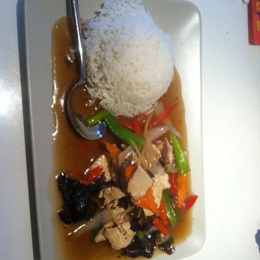 Das Foto wurde bei Chan Thai Market Food von Christian V. am 12/13/2011 aufgenommen