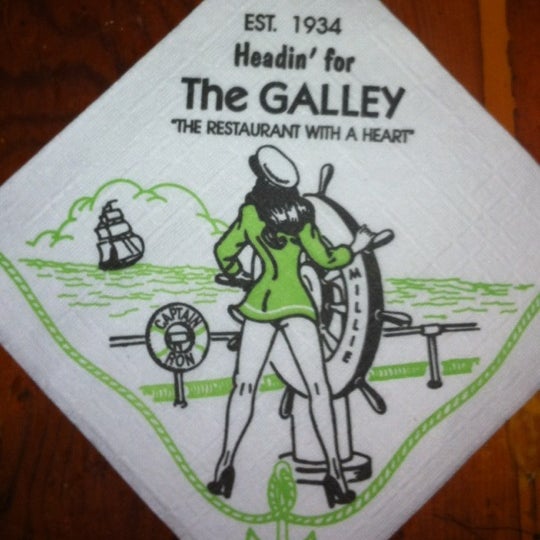 Foto tirada no(a) The Galley Restaurant por Arthur B. em 5/18/2012