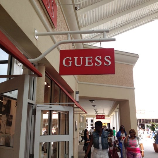 GUESS Factory Store in Orlando